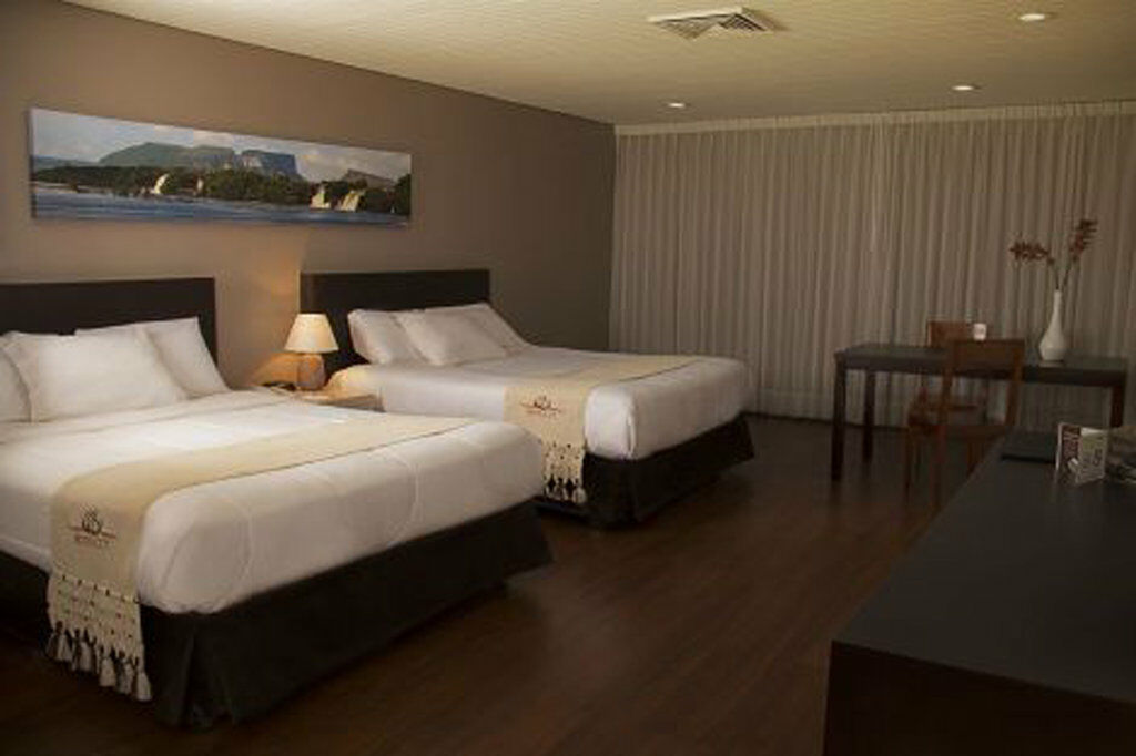 Hotel Paseo De Las Mercedes Каракас Экстерьер фото